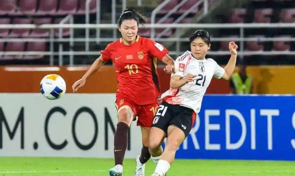 你不得不佩服日本U20女足的21号球员福岛望爱个人能力是真强！定位球脚法精准！