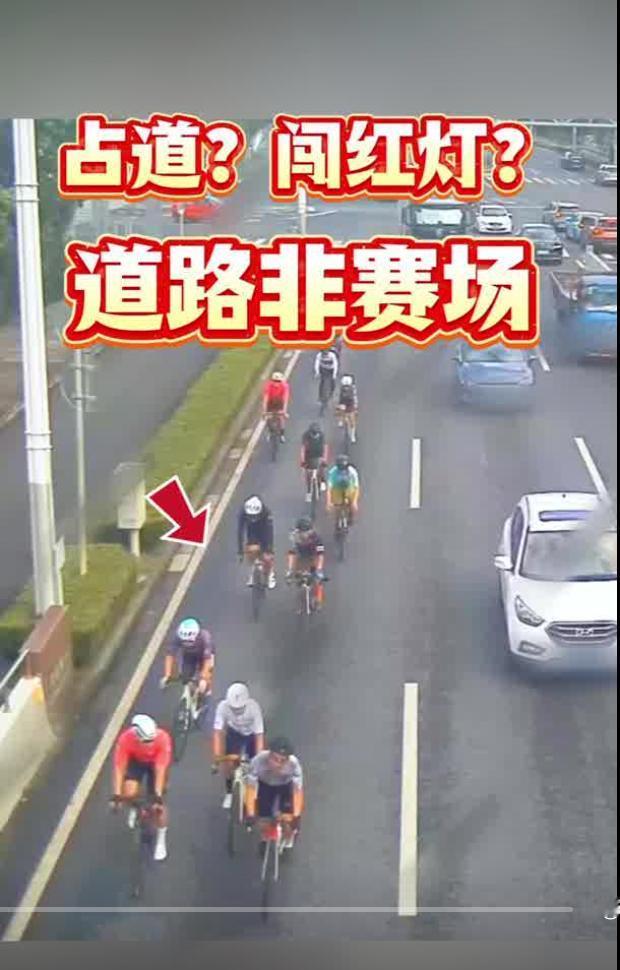 2026年8月31日上观新闻、新民晚报报道，上海松江交管部门查处了一起