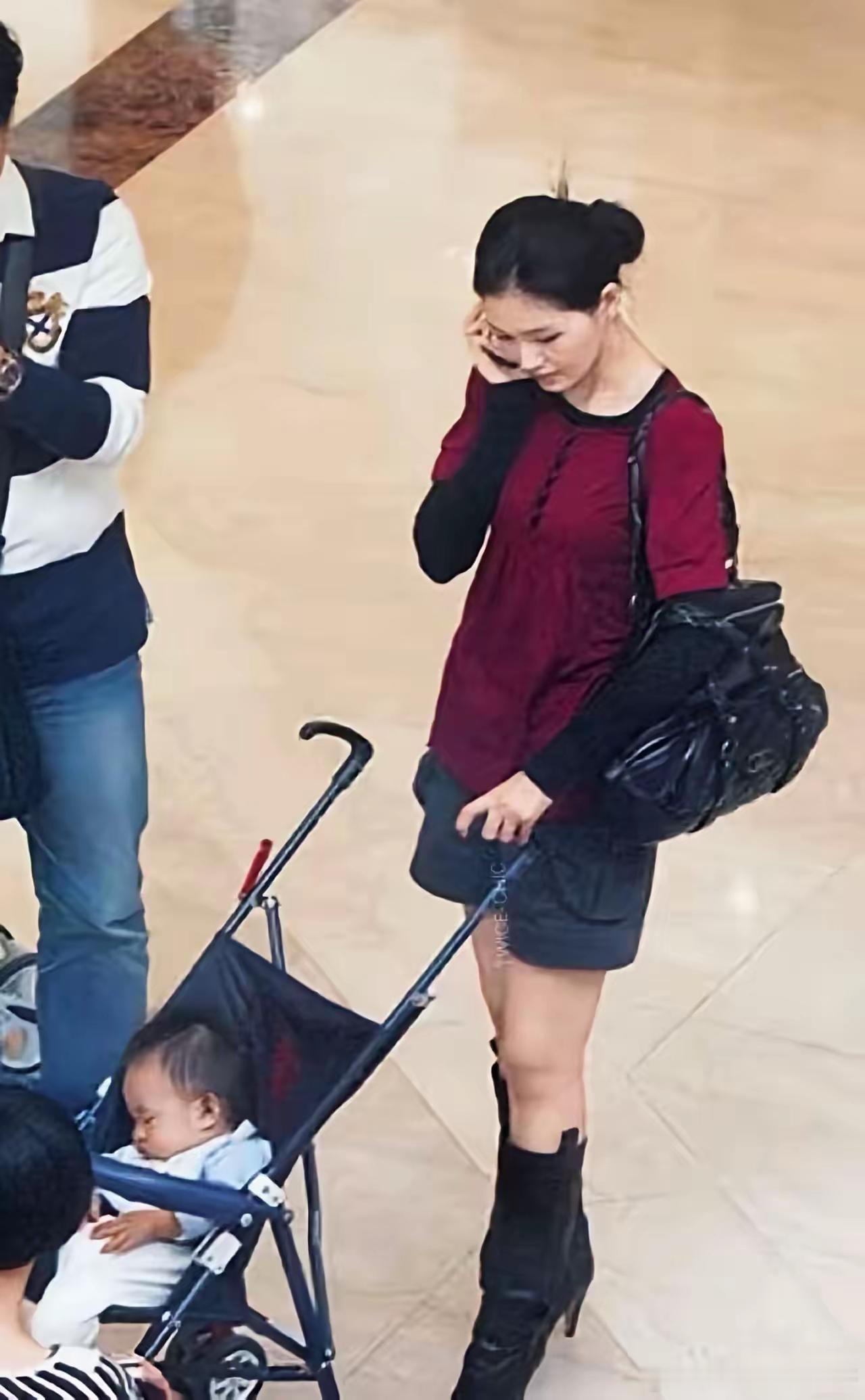 零几年的台北街头的大S​​​