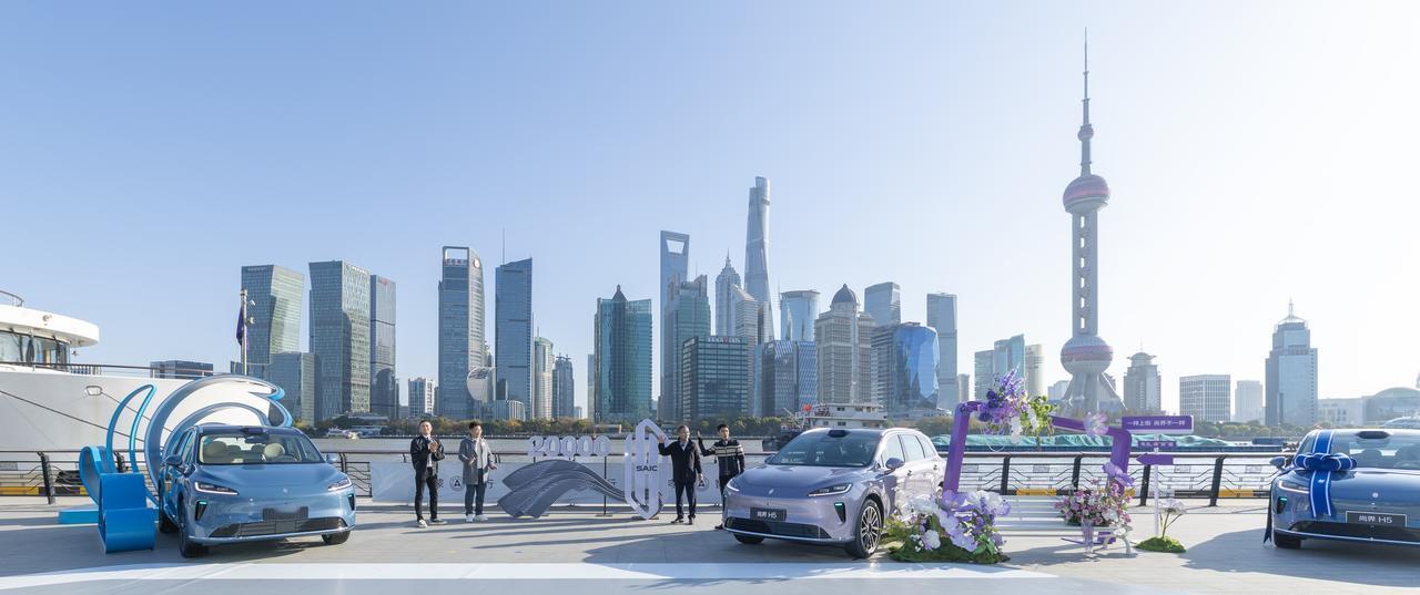 为啥经销商都转投鸿蒙智行？11月81864交付量给了答案鸿蒙智行11月交付81