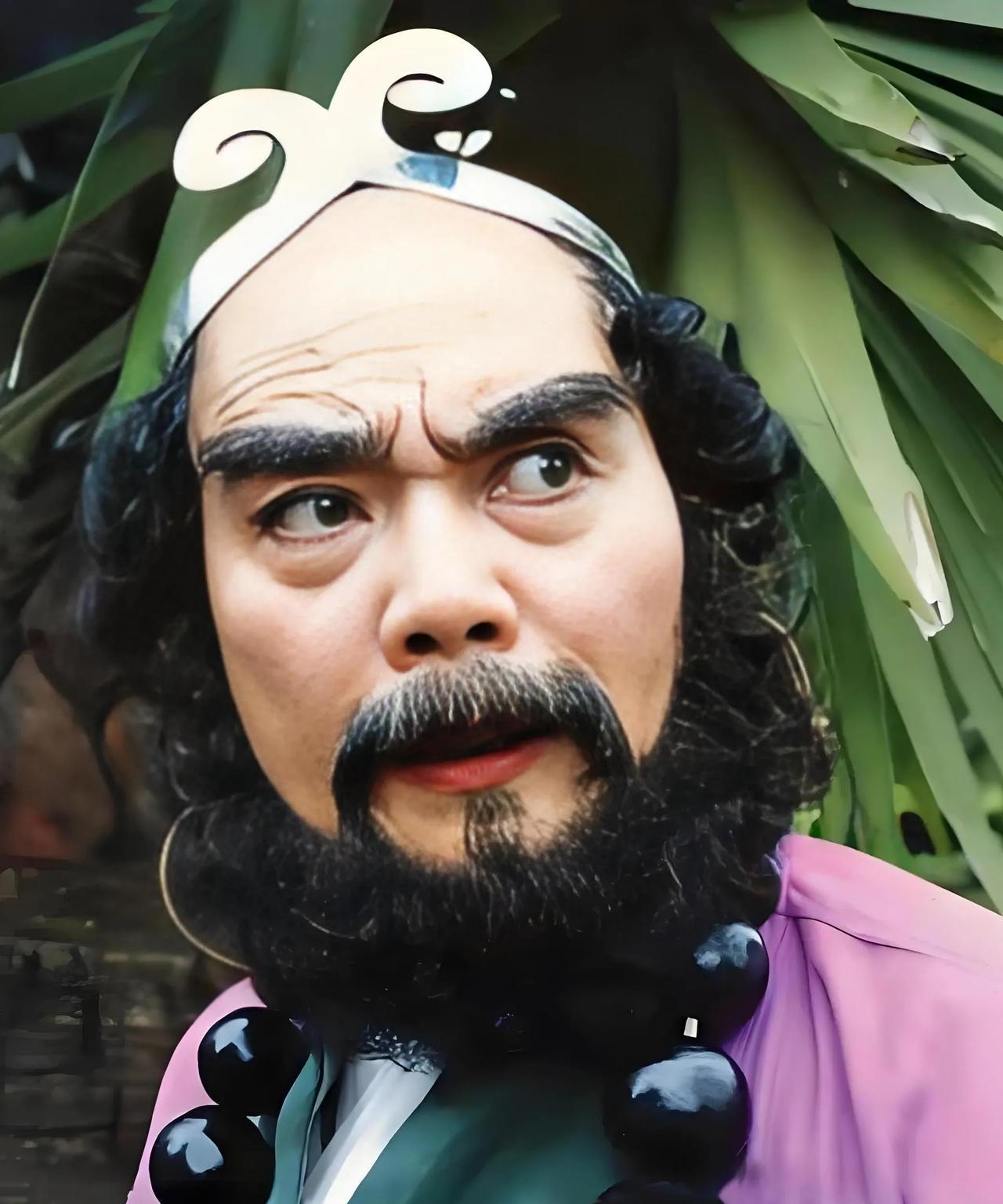沙和尚是《西游记》里最悲催的，本是天庭侍卫长，就因为失手打碎个琉璃盏，直接被玉帝