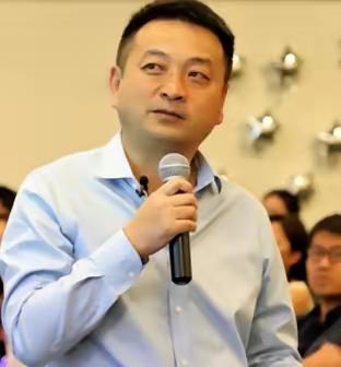 生育补贴方案被热议，可光靠发钱，真的就能撬动大家生孩子的意愿吗。人口专家提出