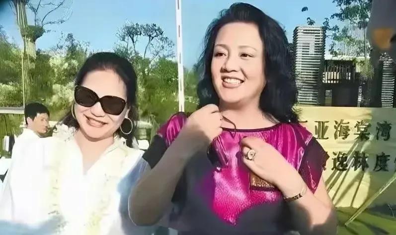 大S妈妈说张兰曾经骂她半小时，张兰直接甩出语音聊天记录，大家看看张兰说的有没有道