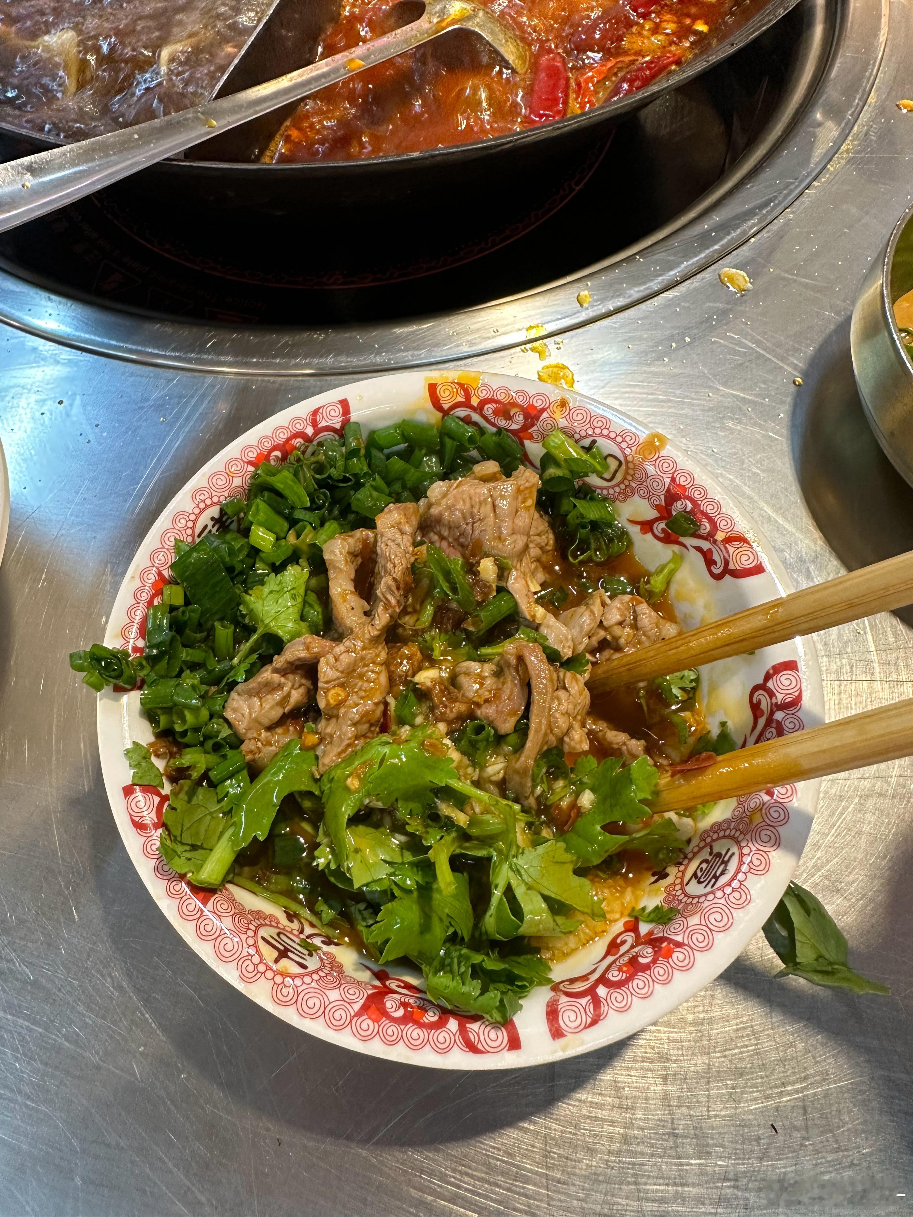 排队排了130分钟，终于吃上了[捂脸哭]​​​