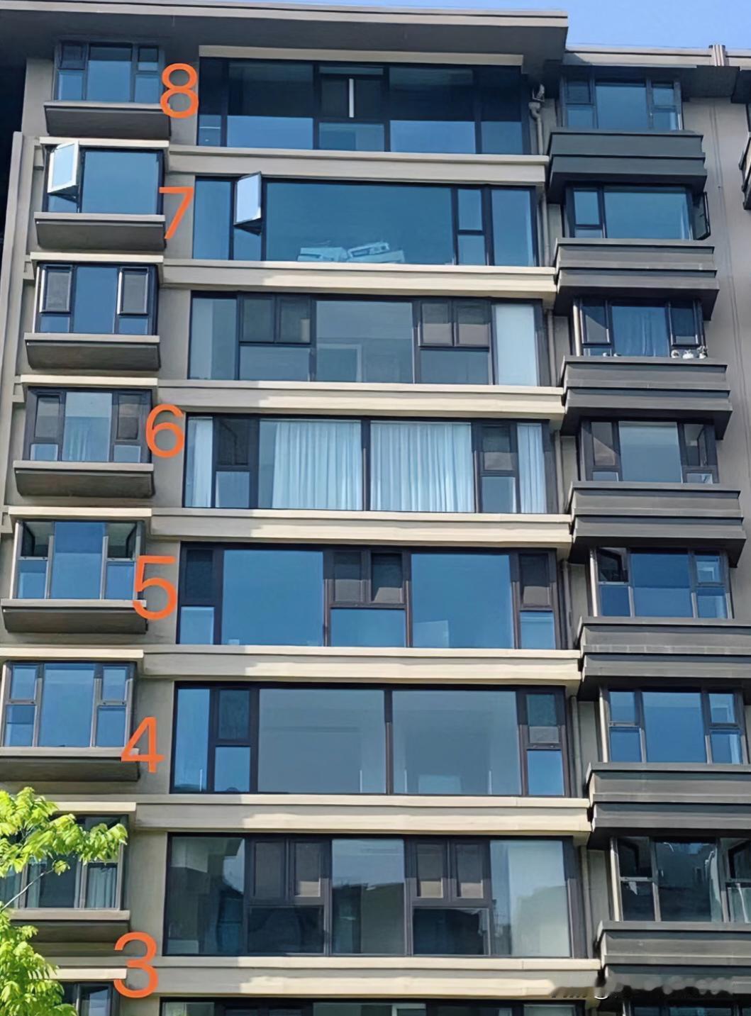 家人喜欢7和11款，我喜欢9，大家快来评评，在线提问，你们更喜欢哪种封窗方案呢