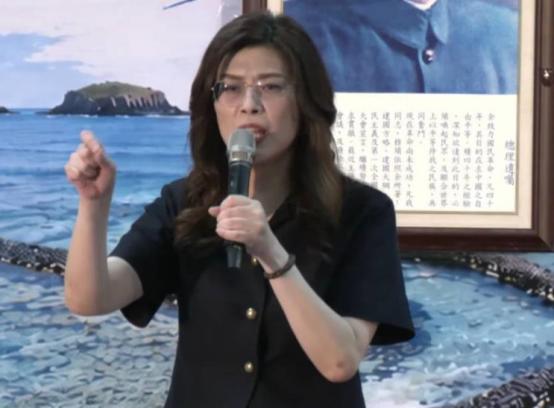 国民党代表提案：“郑丽文2027年7月交出党权”。 不用等到党主席任期届满，