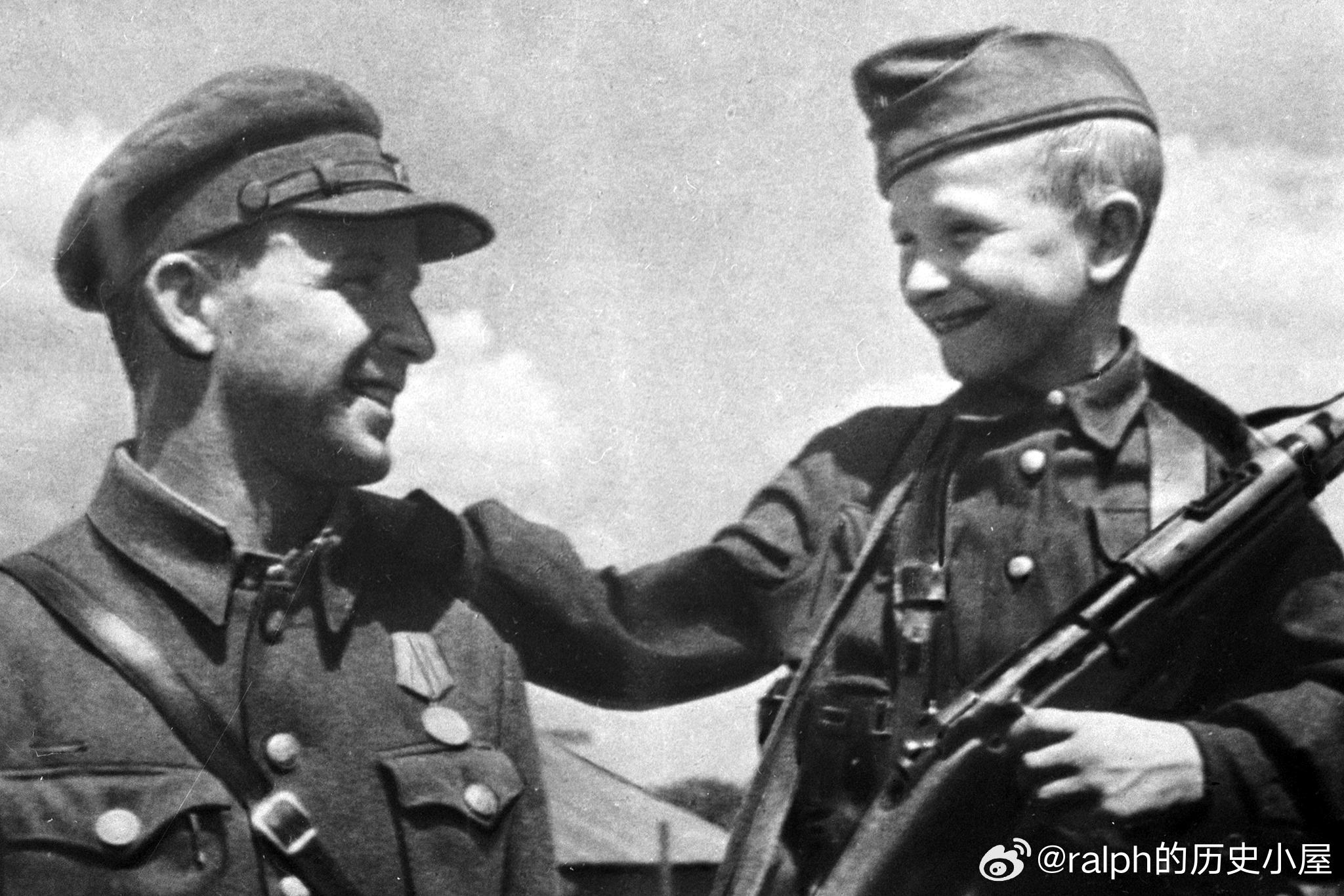 1942年白俄罗斯游击队人民复仇者旅某部指挥官АндрейИванович