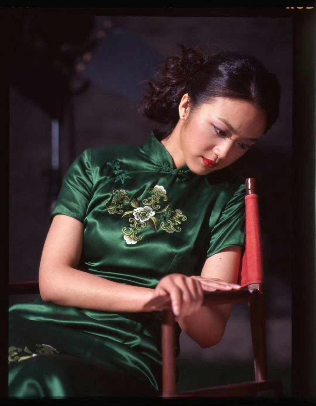 【汤唯】民国墨韵微博之夜