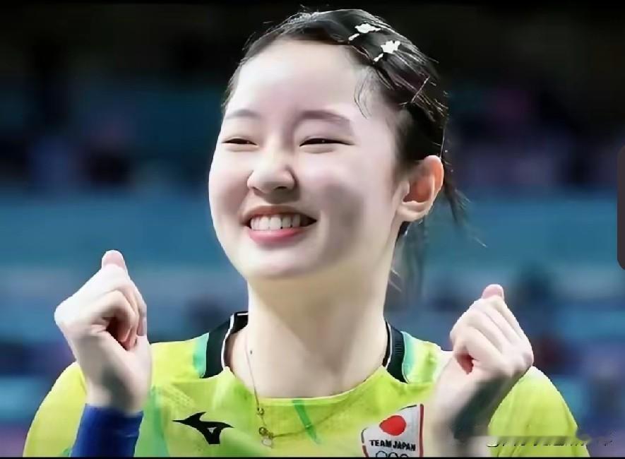 乒乓球WTT美国大满贯赛女双半决赛：张本美和VS伊藤美诚。张本美和大比分2：0