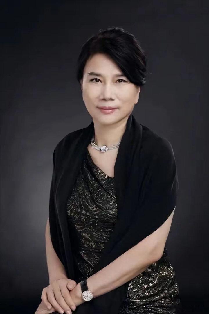 董明珠股东大会一句话炸锅！"家电不换格力，凭什么分红"，话糙理不糙？6月30