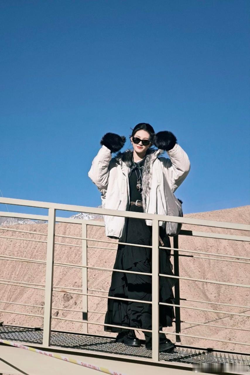 沈羽洁缺氧也消停不了一点沈羽洁新疆vlog三分钟封神！高原缺氧依旧活力满满，碎