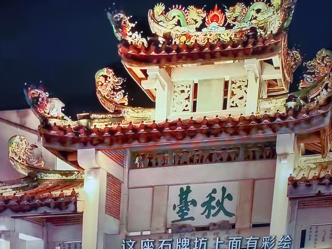 买了票，没检票上车，难道就意味着放弃座位使用权吗？就归铁路部门支配吗？我的回答是