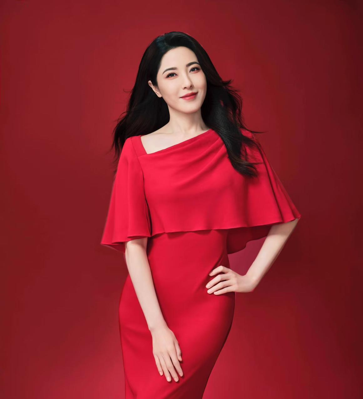 曾黎为什么不结婚？不是因为没有人馋她的身子，也不是因为找不到对象，而是因为她