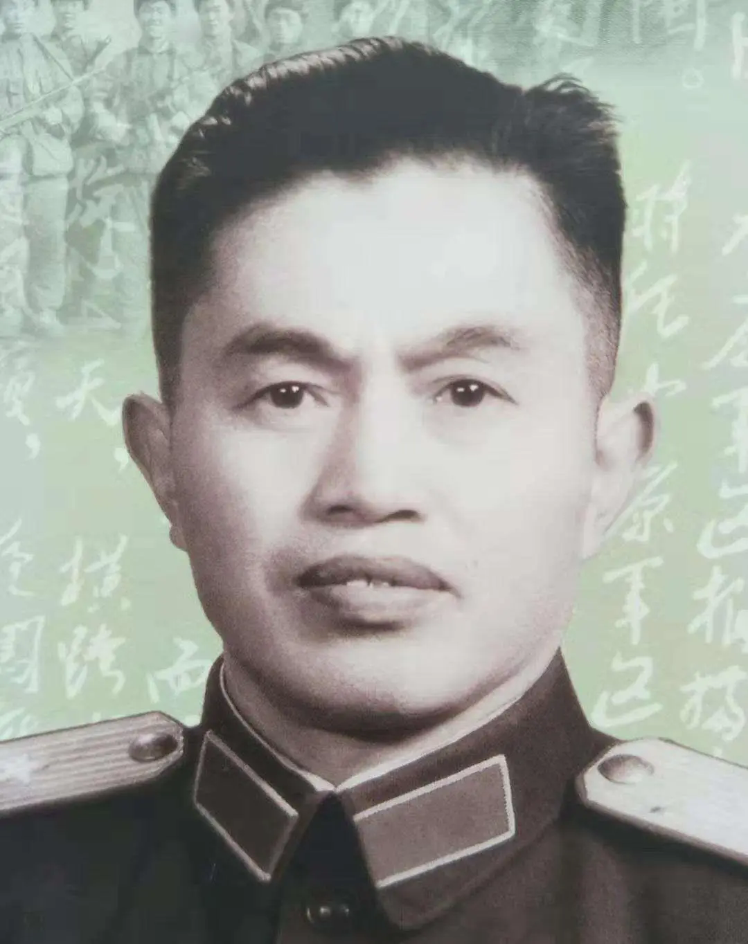 1974年，福建省军区把军区第一政委倪南山和副司令员周子韬抓了起来，罪名是他们攻
