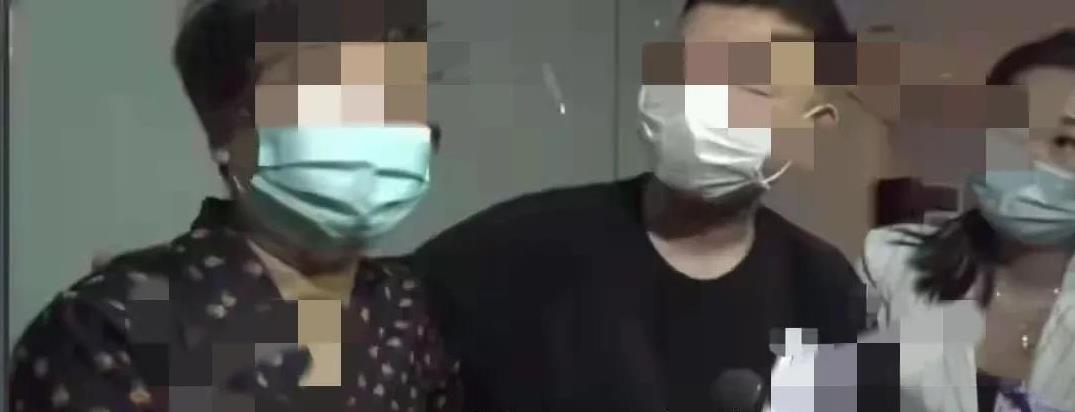 是偶然还是另有隐情。为什么没有相认的母子俩都开起了母婴店呢？供货商都是同一家呢？