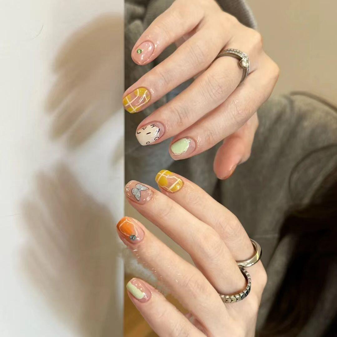 谁能拒绝敲可爱的美甲！