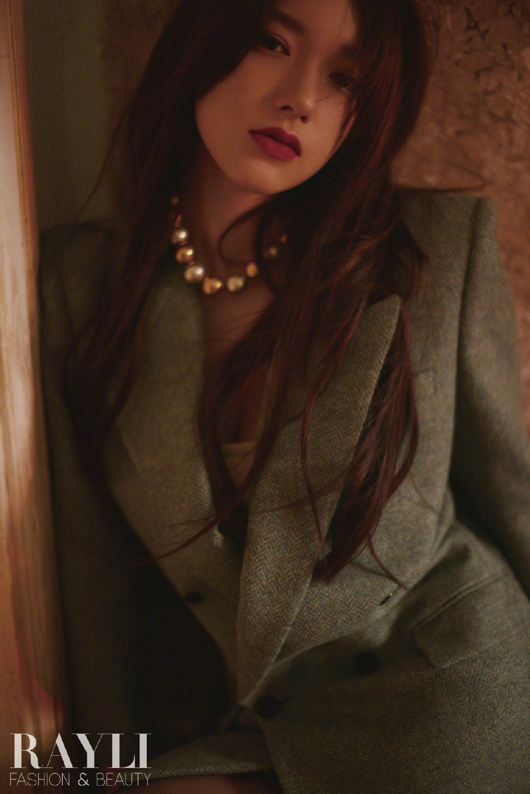 程潇杂志大片腿潇本潇！