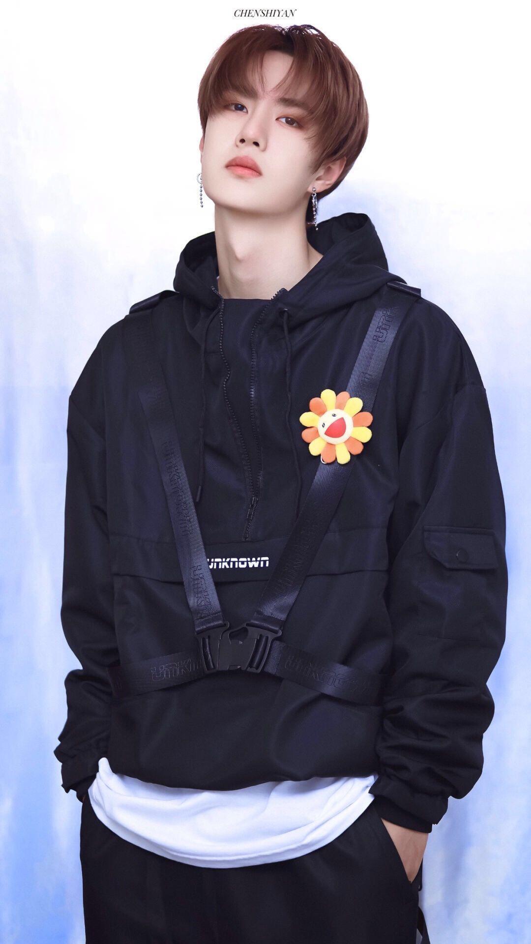 进来沉浸式欣赏王一博的美貌