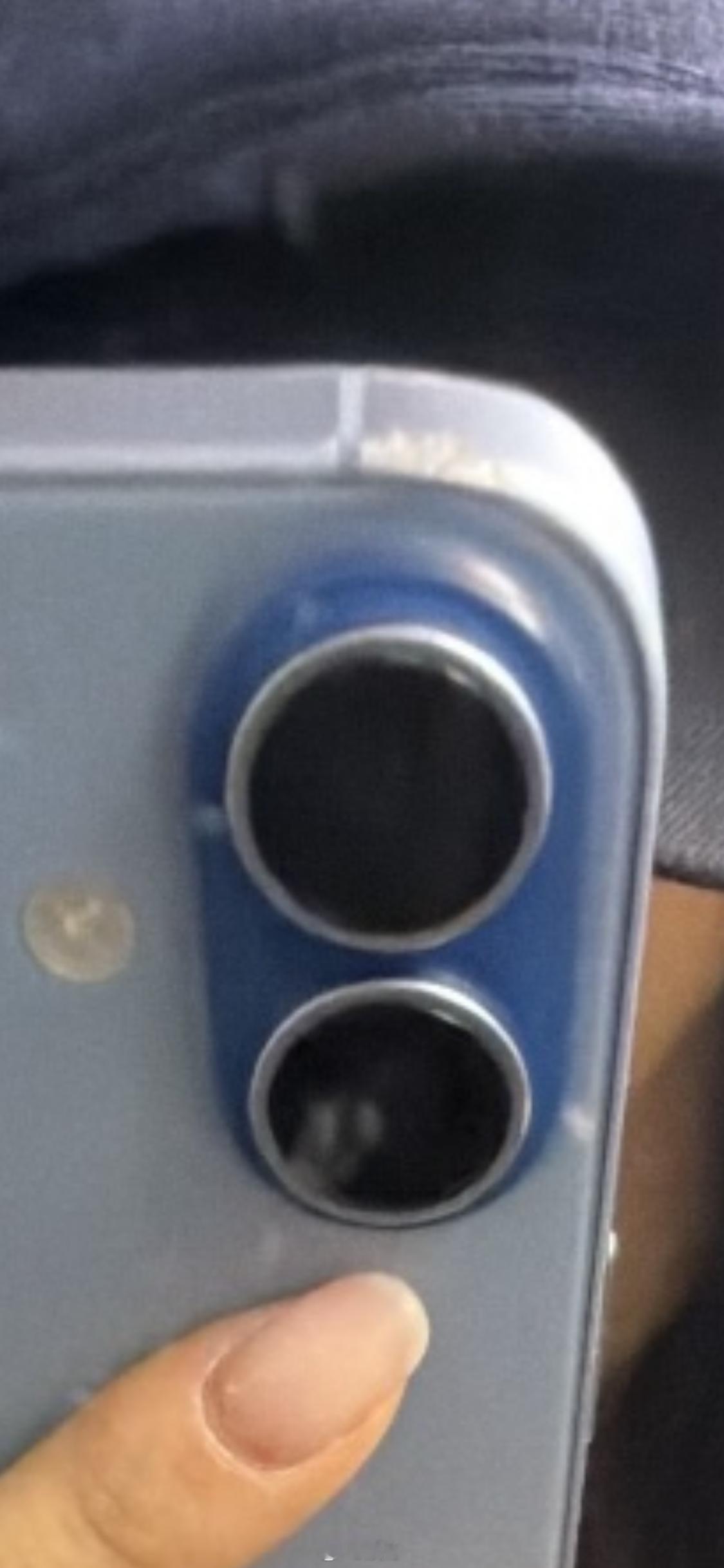 富人旧标识：iPhone不带壳！实锤了！​​​