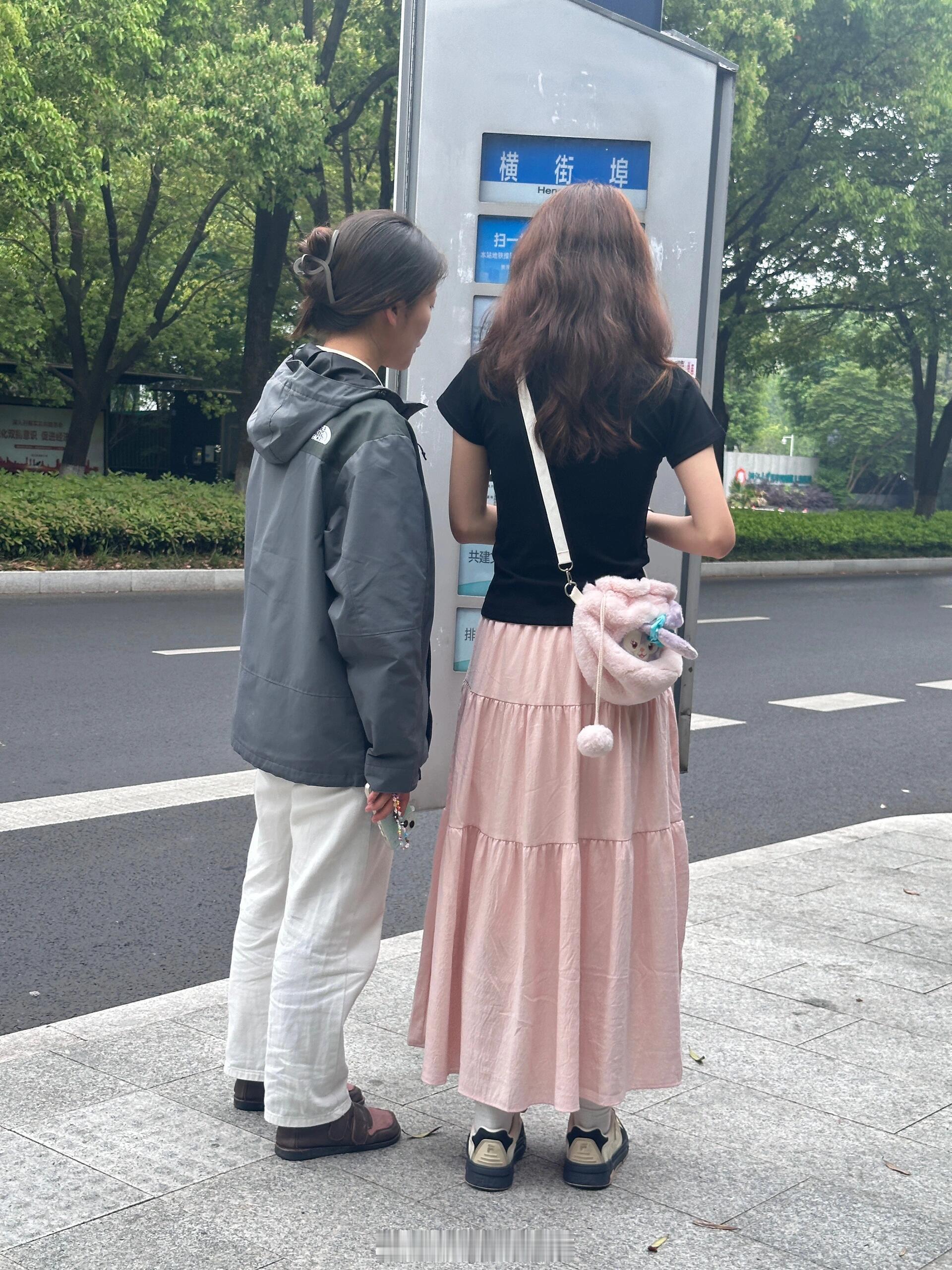 这就是所谓的精致土吗？！朋友随手拍的，现实生活中自己看着感觉还好，怎么图片拍起来