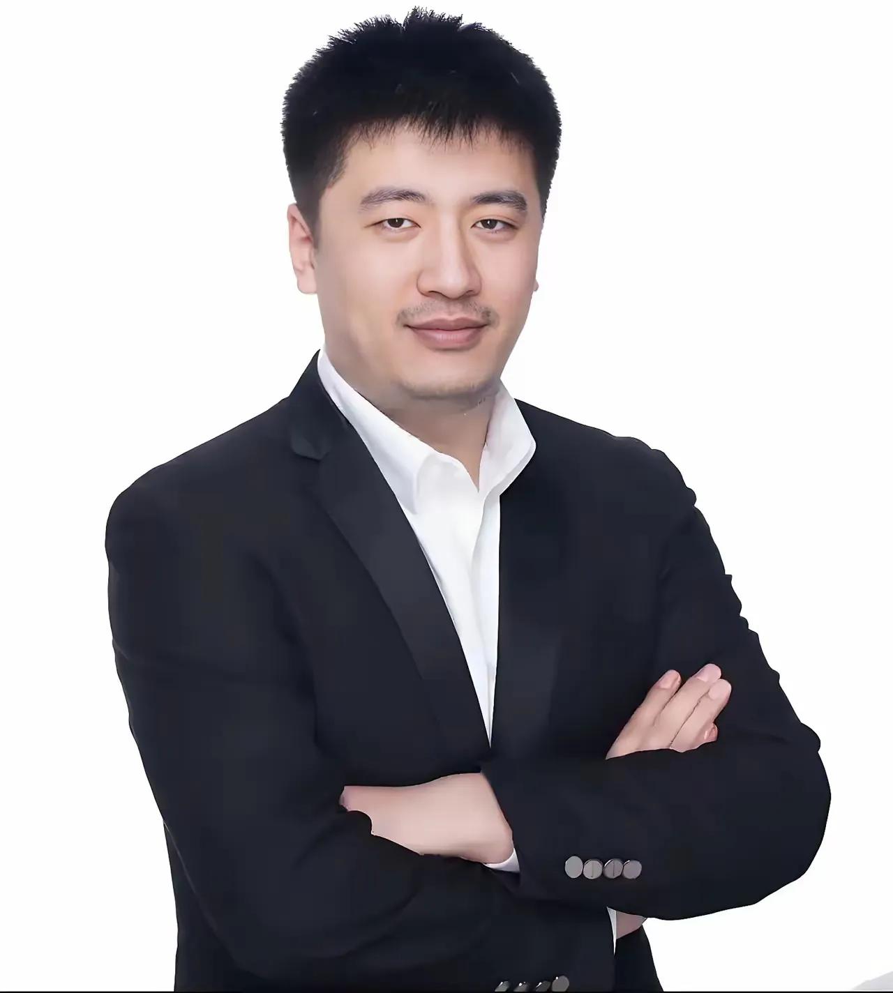 不能关注张雪峰又怎样？他这10年，可是把不少“潜规则”摊在了阳光下！银行招聘，