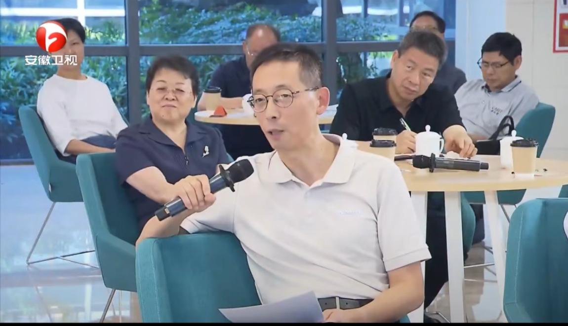 9月6日，中国科学院院士、南方科技大学校长薛其坤，中国科学院院士、西湖大学校长施