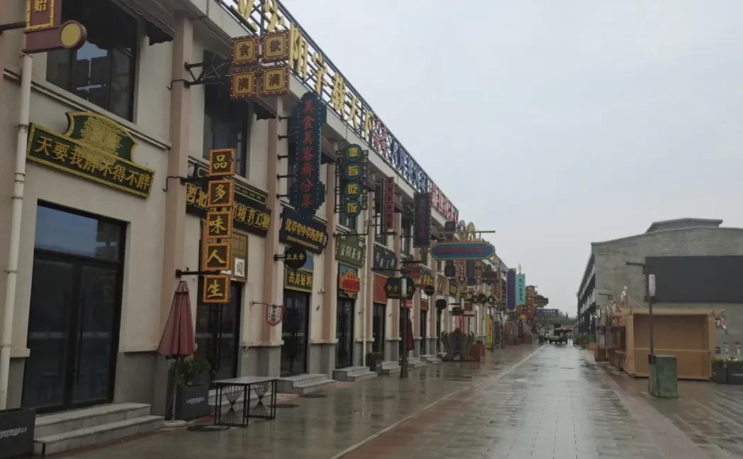 特色小镇热是从2016年7月住建部等三部门发的通知开始的，通知提出到2020年建
