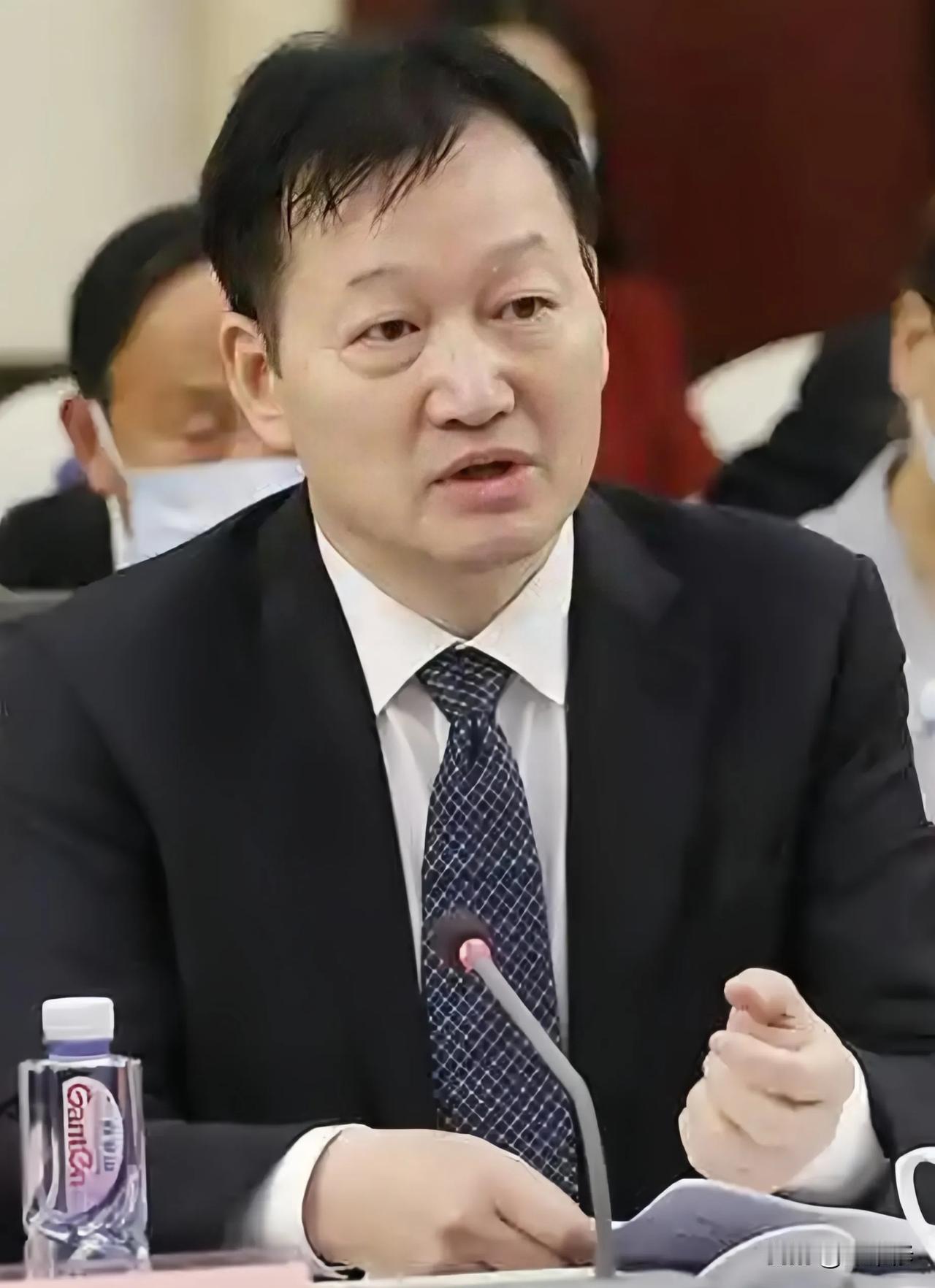 不知道牧原秦老板、双汇万大咖作何感想？折腾这么多年，结果被一个泡泡玛抢了风头，新