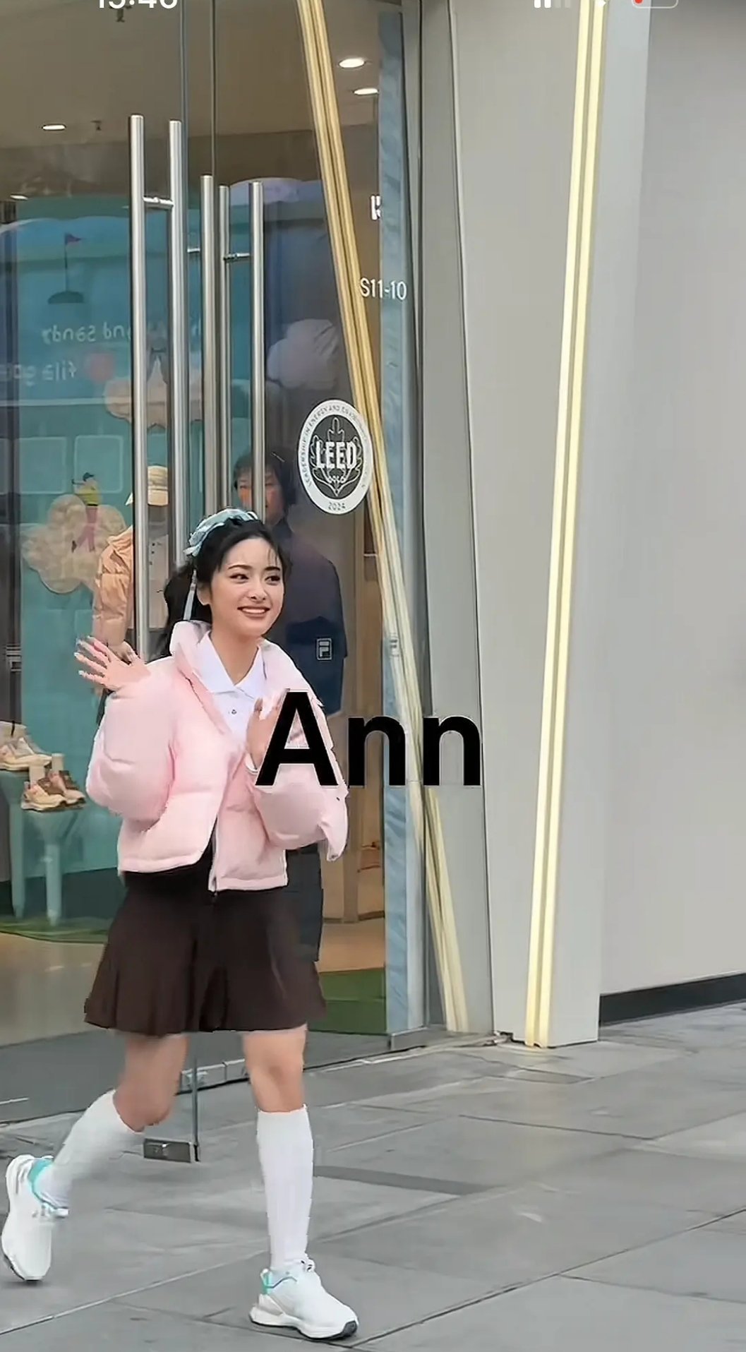 感觉沈月最多153这比例真的太虐了综艺里的量身高的159也是作假了吧什么时候