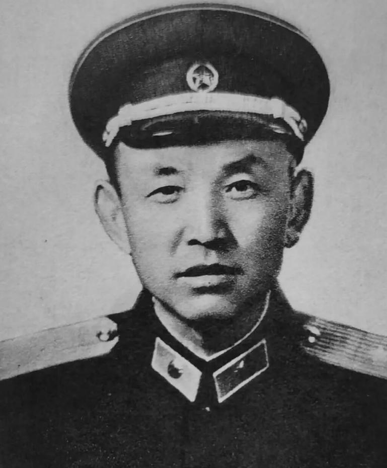 黎原资历偏浅，为何能执掌140师入朝作战？1949–1950年部队整编，1