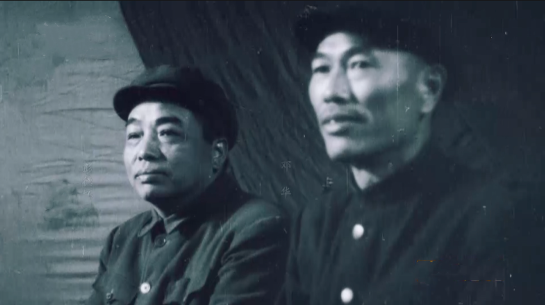 当听说彭德怀被任命为中国人民志愿军司令员兼政委时，洪学智十分兴奋地对邓华说，彭总
