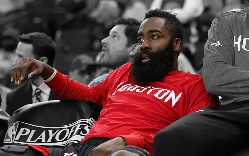 别猜快船了。​哈登团队昨天接到的电话来自奥兰多。​魔术管理层直接摊牌：两