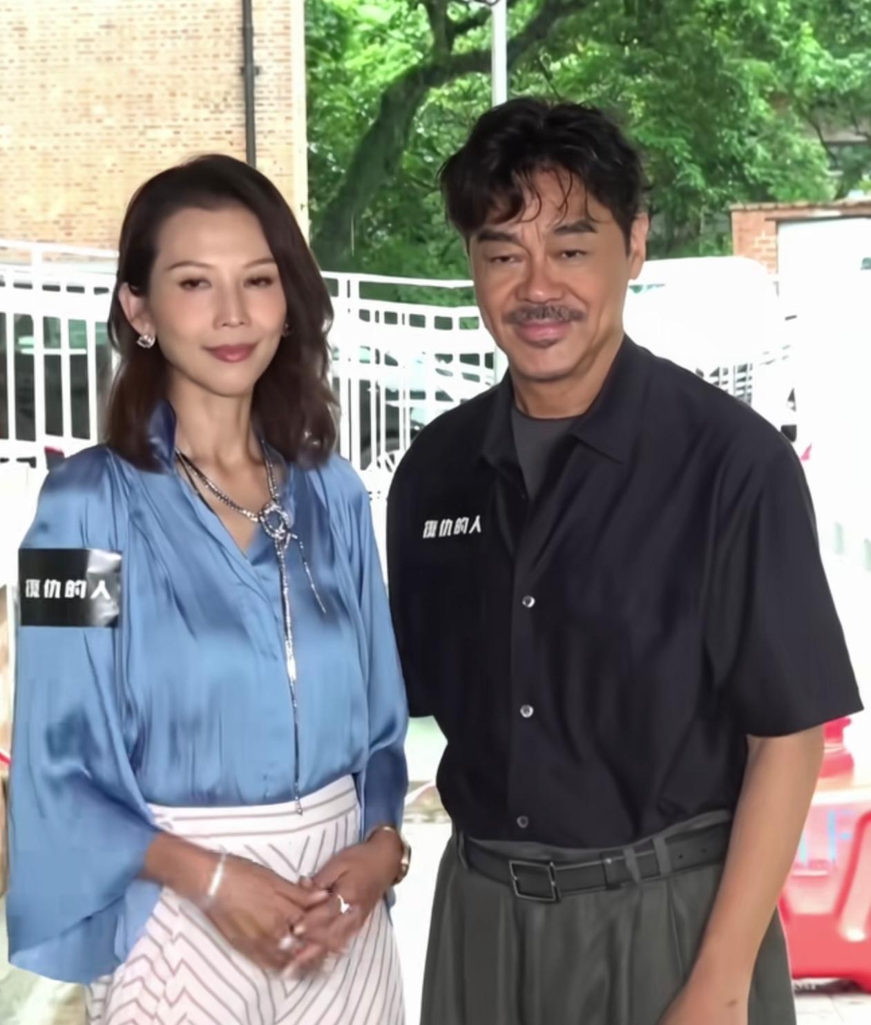 刘青云、蔡少芬亮相香港！2026年7月30日，邱礼涛新片《复仇的人》举办拜神仪