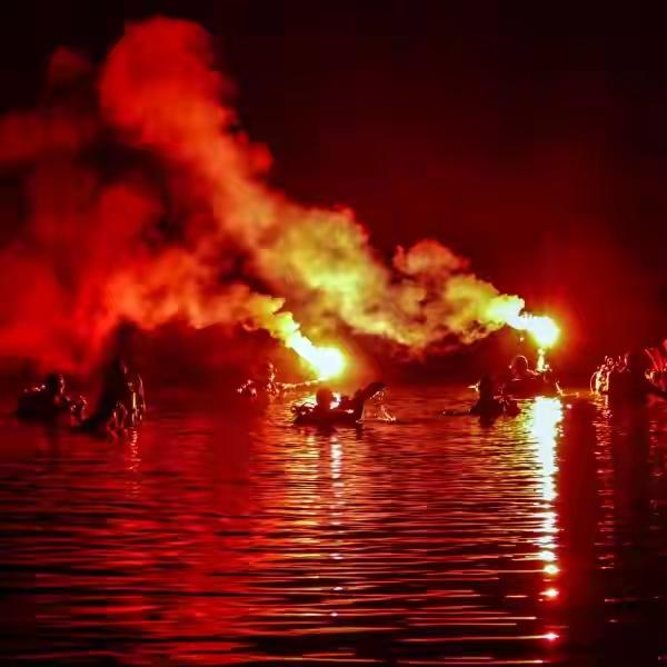 🔥一场东南风烧出的三国鼎立：赤壁之战，真相比演义更刺激！那个冬天，