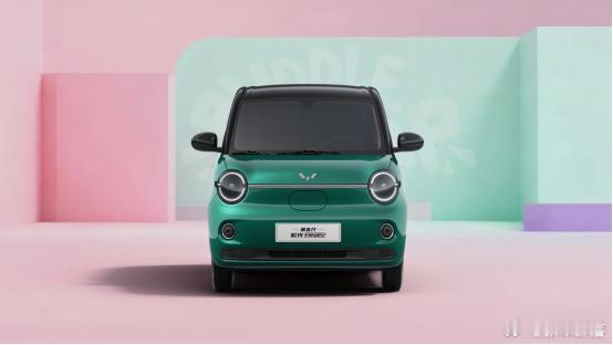 第五代宏光MINIEV来了，看完只想说：颜值是真顶，实用性终于开窍了直接升级四