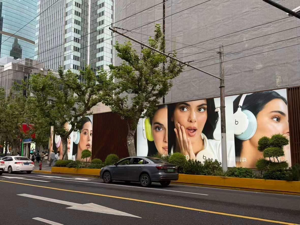 #娜娜肯豆同框好搭#欧阳娜娜搭档KendallJenner一同出镜Beats360广告新片！两大Fa