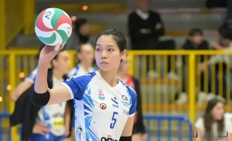 庄宇珊的圣诞大战：庄宇珊12分，圣乔瓦尼主场不敌瓦莱福利亚结束了2025