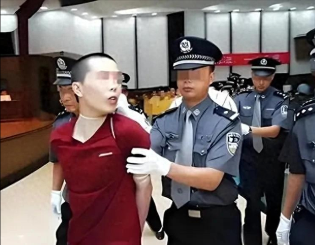 2024年,宝马撞人案温庆运被注射死刑,行刑前他见了父母最后一面