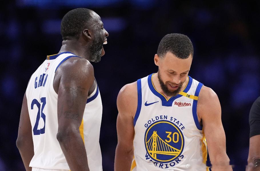 本赛季的NBA杯淘汰赛，西部的两组对阵分别是雷霆对阵太阳，湖人对阵马刺。自NBA