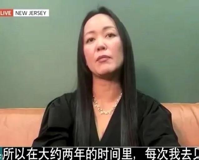 在爱泼斯坦那份长长的名单里，唯一站出来的亚裔面孔，是个叫吴丽娜的艺术家。200