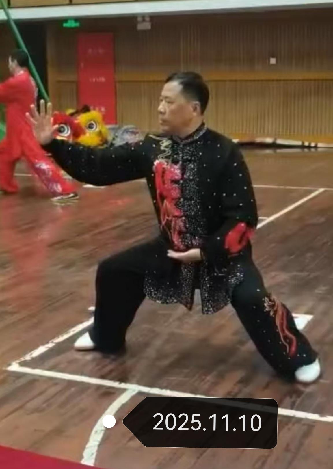 如何练好太极拳，在快节奏的现代生活中，太极拳仿佛一股清流，带给我们身心的宁静与力