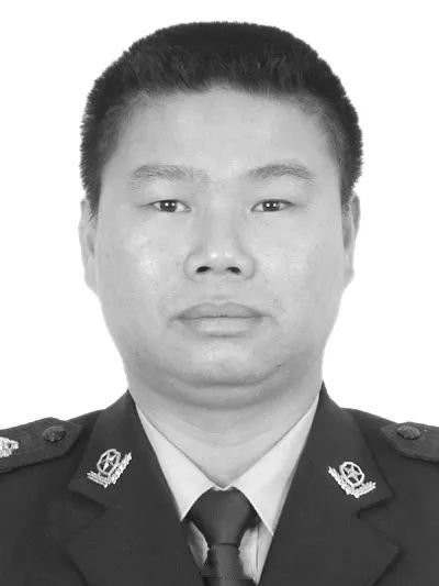 禁毒英烈刘永超，在抓捕吸贩毒犯罪嫌疑人过程中，与歹徒展开殊死搏斗，不幸壮烈牺牲，