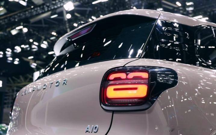 2026年冲击总销量100万台，零跑就靠他了，零跑A10，吉利星愿听见都瑟瑟发抖