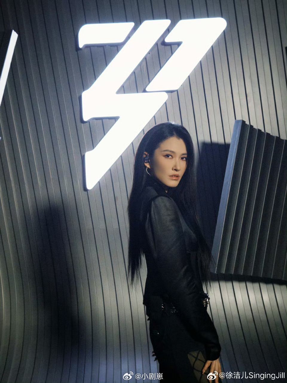 徐洁儿被演戏耽误的徐洁儿没想到徐洁儿不光会演戏，唱歌、跑步、创作样样行，演技好就