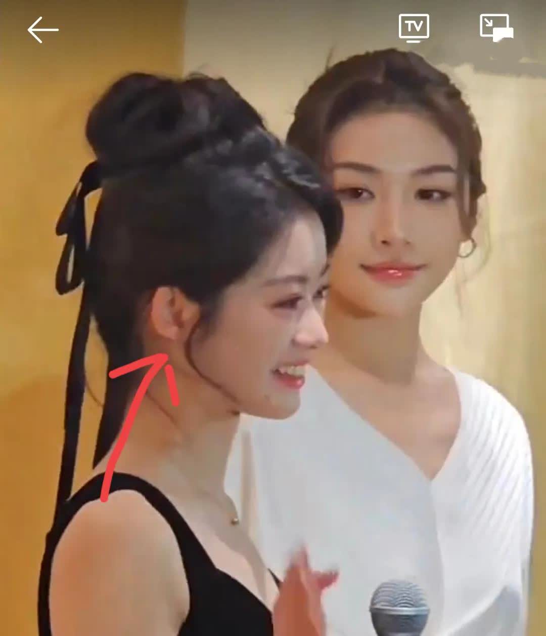 黄杨钿甜终于露面了，立马上了热搜，要我说，她还是记吃不记打，她居
