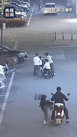 这下好了，才10岁的他不仅全校出名，就连央妈都报道了！起因是，浙江海宁，一个