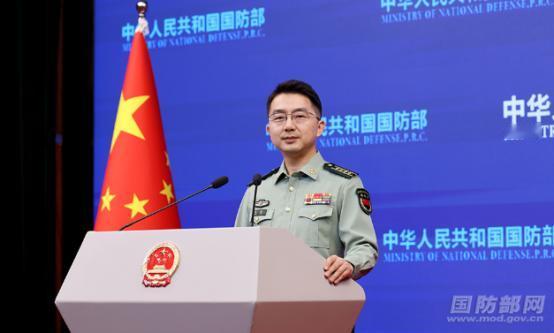 中国海军迎来了历史性的一刻！在5月9日下午的国防部记者会上，蒋斌大校表示，福建舰