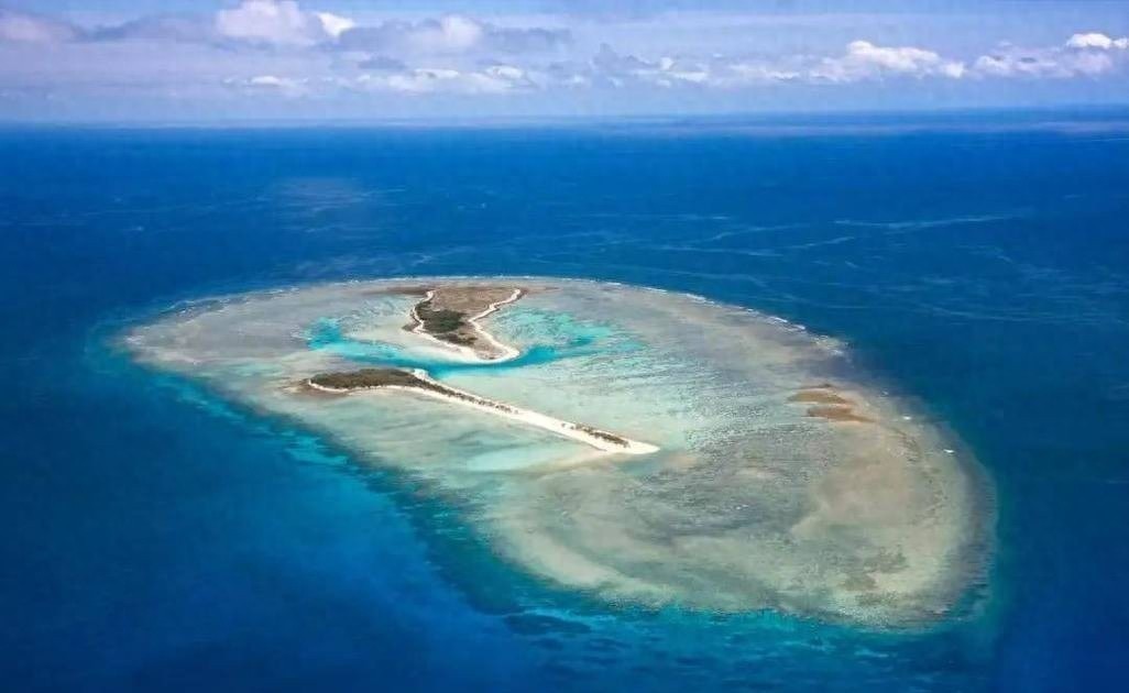 南海局势基本上已经清楚了，中方在黄岩岛和中沙群岛基本上站稳了脚跟，接下来的重点，正是中业岛和郑和岛（