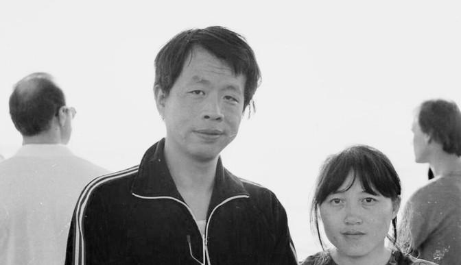 1997年，“中国第一性学家”李银河含泪将亡夫王小波的遗体，送去火化，不料工作人