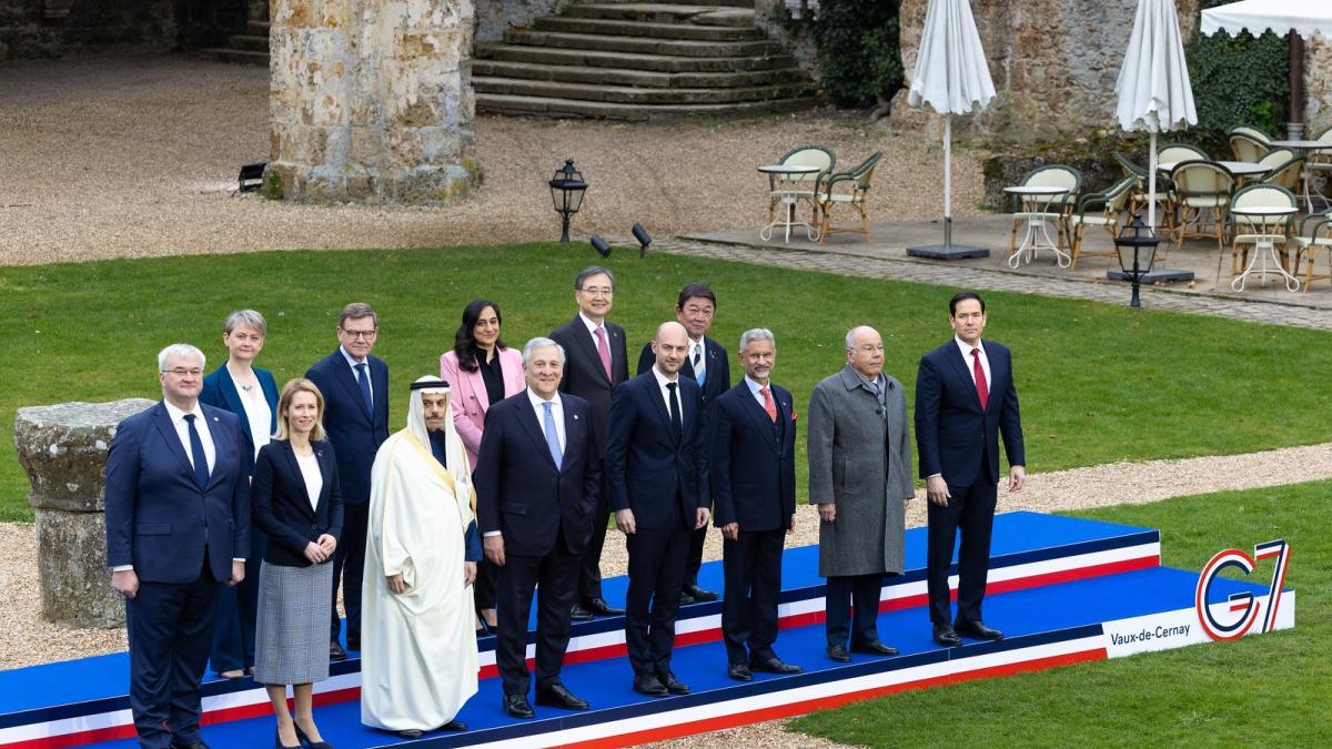 G7峰会又吵起来了！6月15日至17日，G7峰会在法国埃维昂莱班举行，内部因关